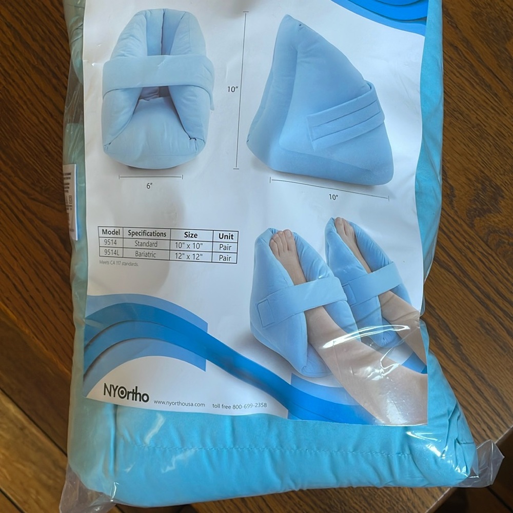 NYOrtho Heel Protector Quilted Foot Pillows NWT Pressure Sore Bed Sore Injuries